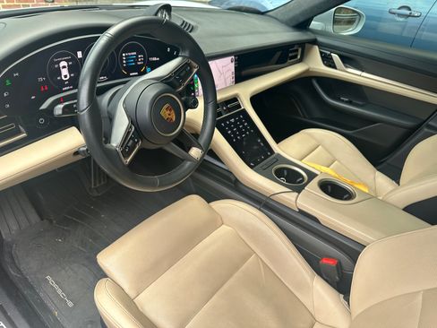 Used 2021 Porsche Taycan Turbo S image 12