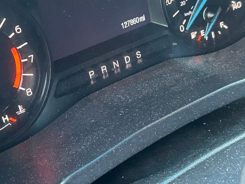 Used 2016 Ford Explorer XLT image 25