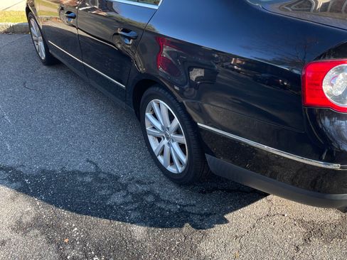 Used 2006 Volkswagen Passat 2.0T image 15