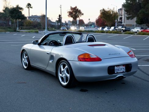 Used 2000 Porsche Boxster S image 6
