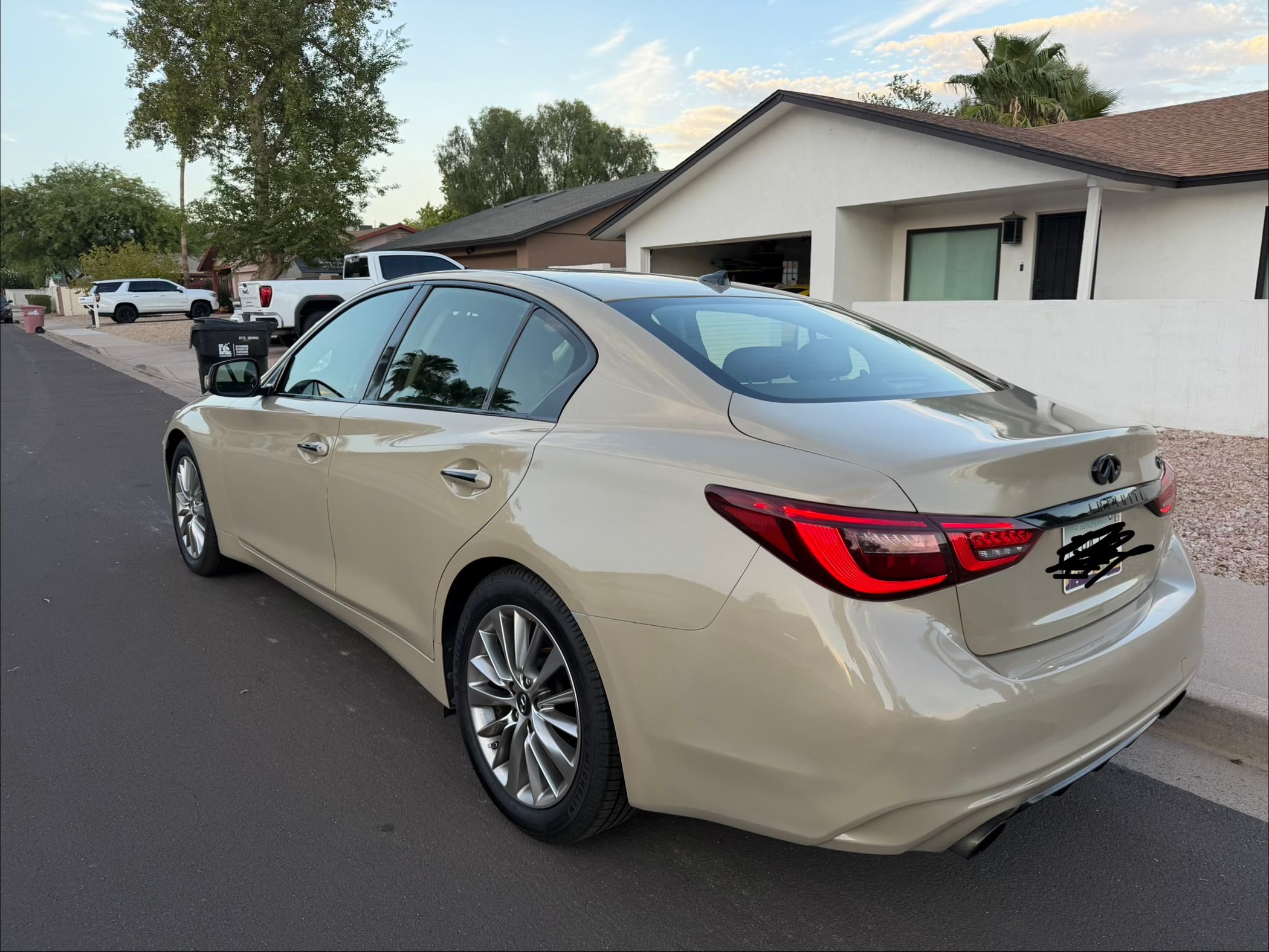 Used 2018 INFINITI Q50 Luxe RWD image 4