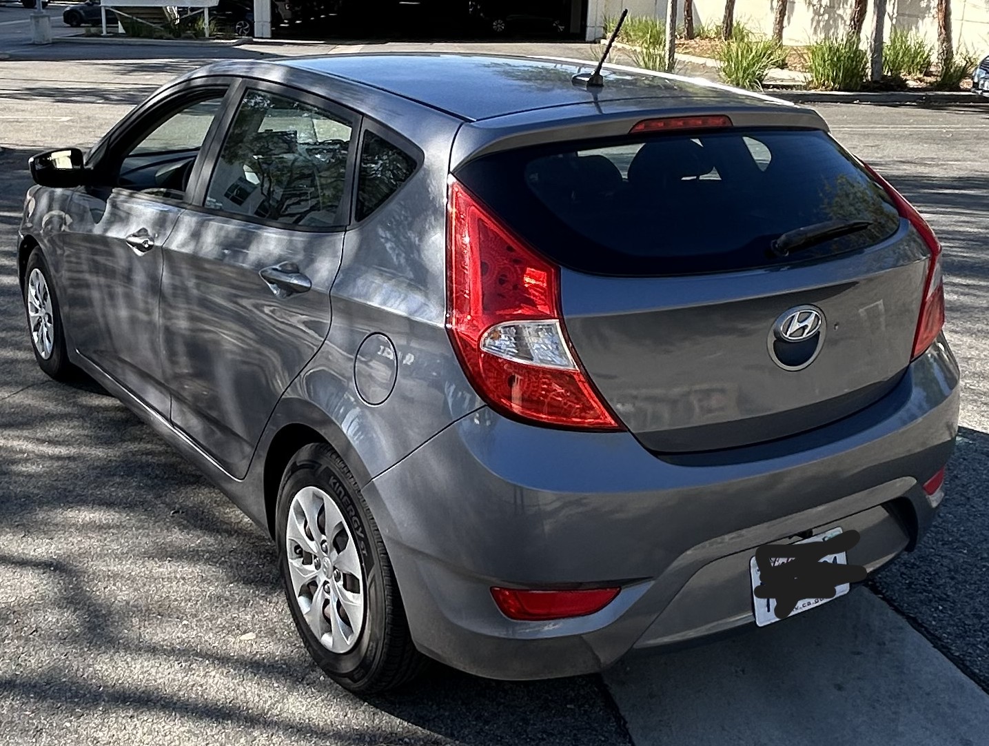 Used 2016 Hyundai Accent SE FWD image 25
