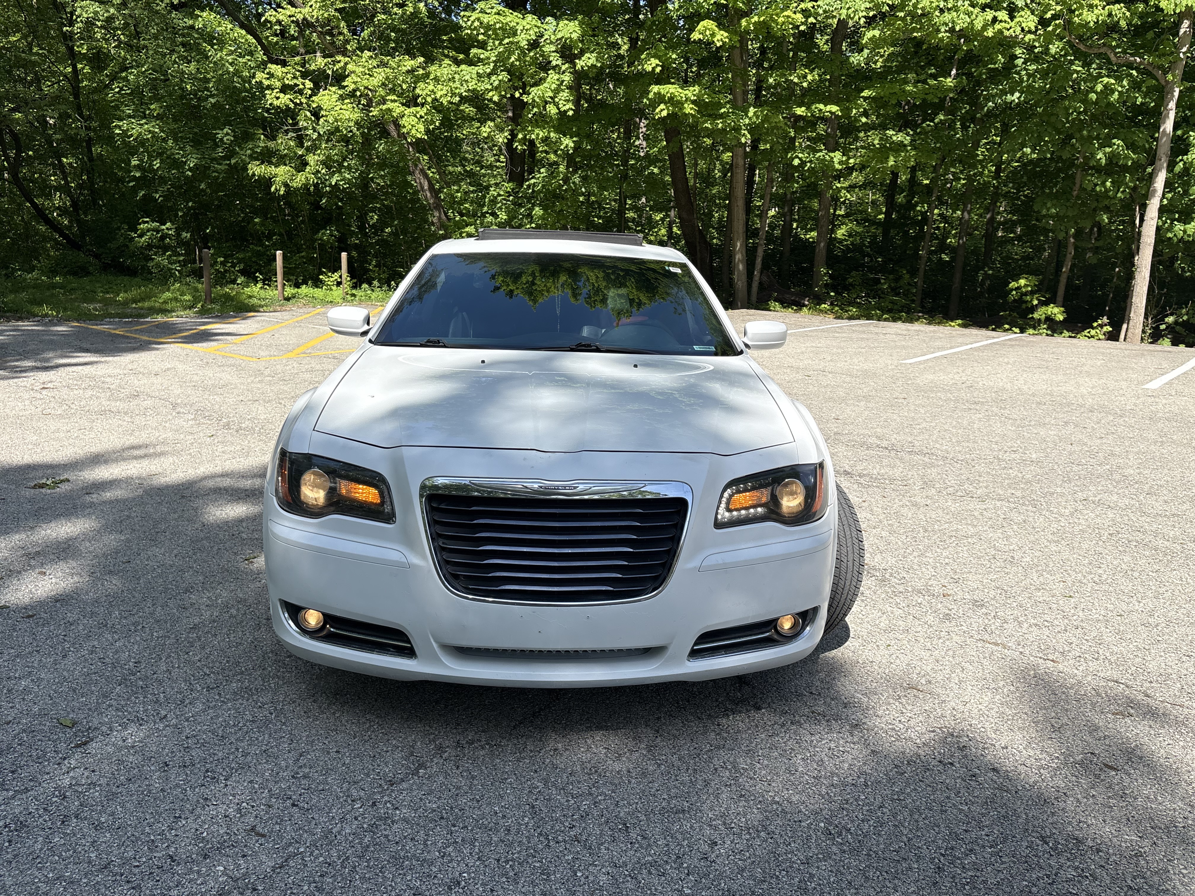 Used 2014 Chrysler 300 S RWD image 2