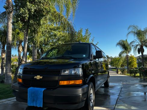 Used 2023 Chevrolet Express 3500 LS image 2
