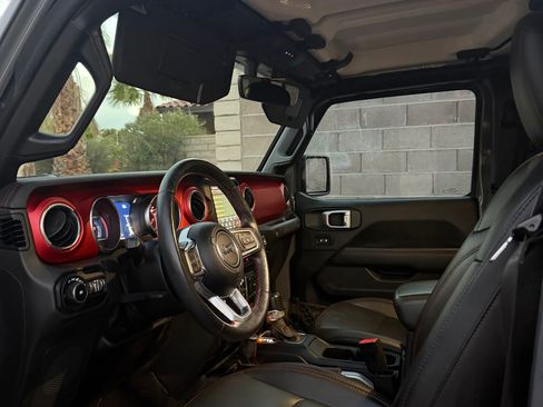 Used 2021 Jeep Wrangler Unlimited Rubicon AWD/4WD image 6
