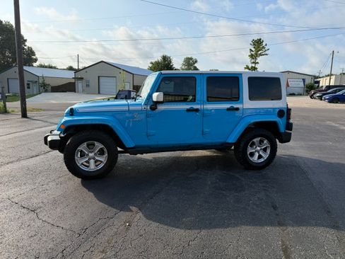 Used 2017 Jeep Wrangler Unlimited Sahara w/ Quick Order Package 24E Chief AWD/4WD image 1