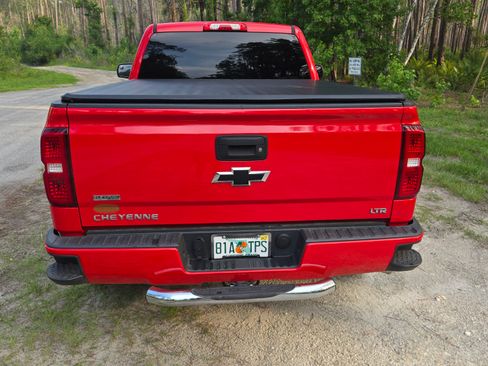 Used 2017 Chevrolet Silverado 1500 LT AWD/4WD image 9
