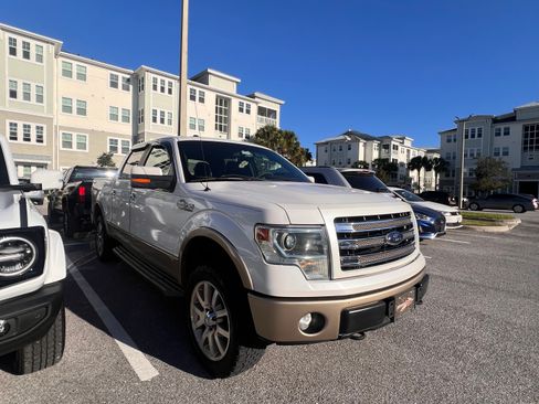 Used 2013 Ford F150 King Ranch w/ King Ranch Luxury Pkg image 16