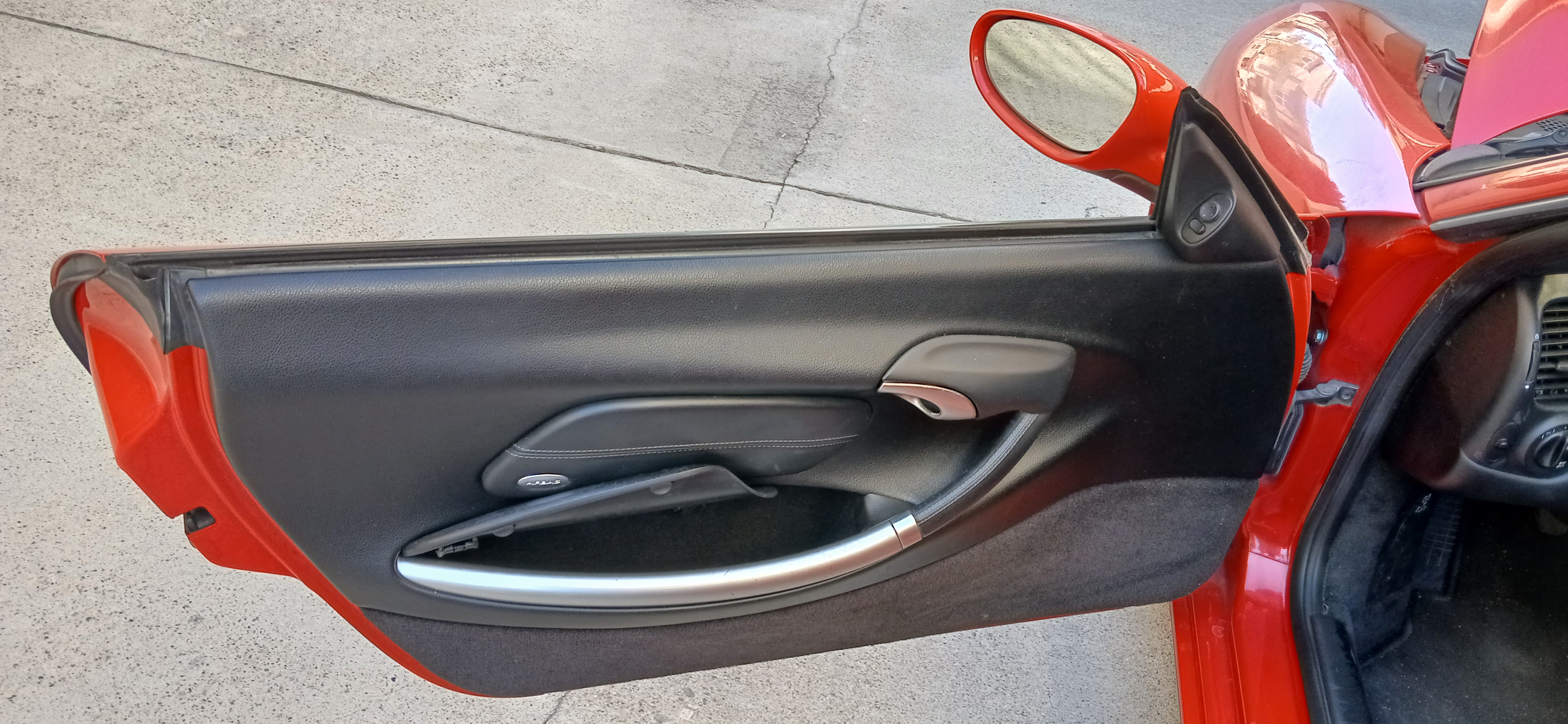 Used 2002 Porsche Boxster RWD image 21