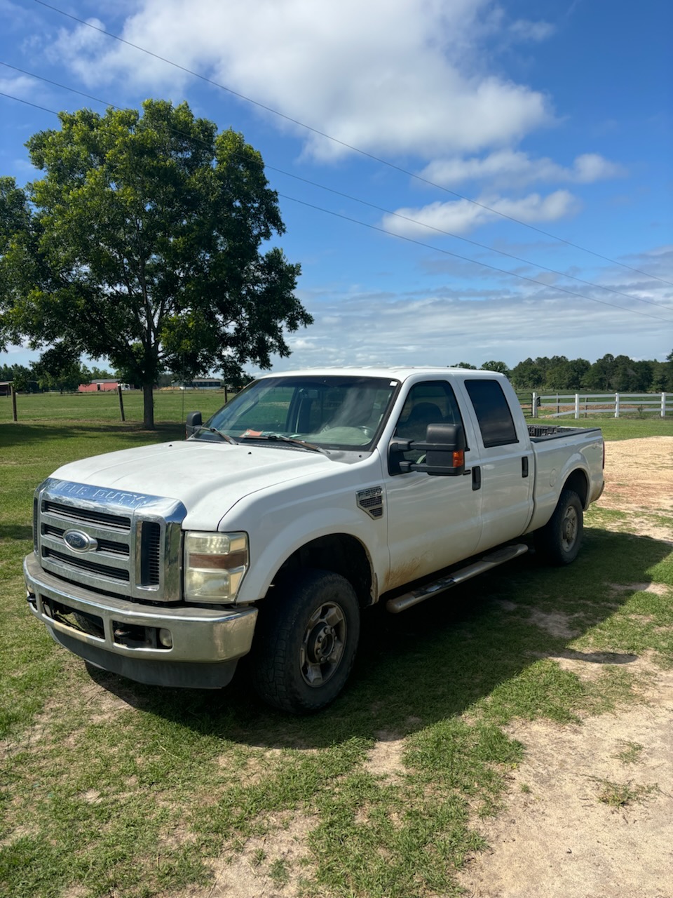 Used 2010 Ford F250 XLT AWD/4WD image 1