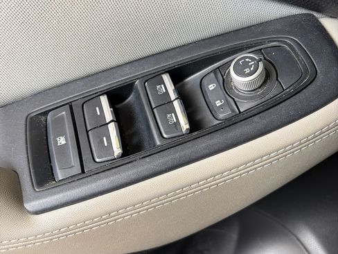 Used 2019 Subaru Forester Premium w/ Popular Package #1 AWD/4WD image 15