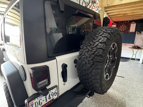 Used 2015 Jeep Wrangler Rubicon image 9