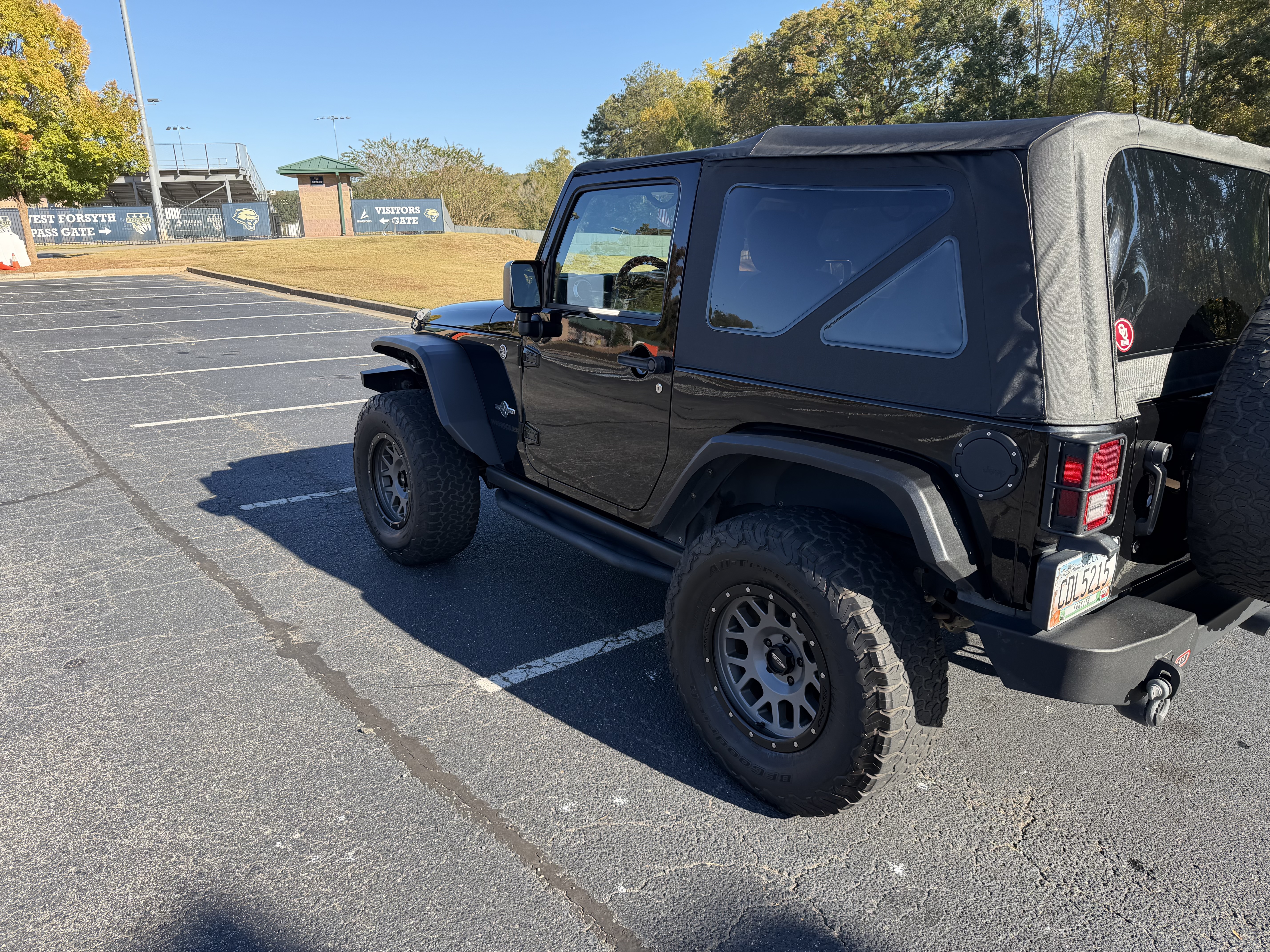 Used 2015 Jeep Wrangler Sport AWD/4WD image 8