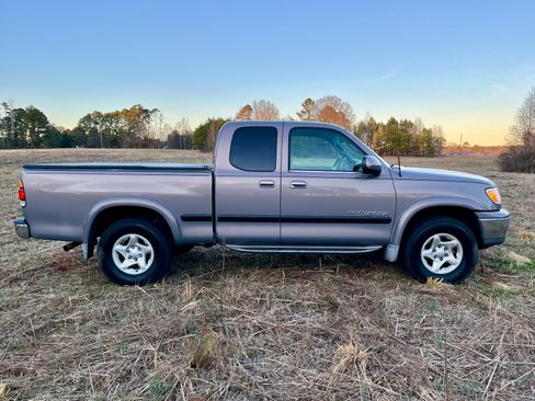 Used 2001 Toyota Tundra Limited image 5