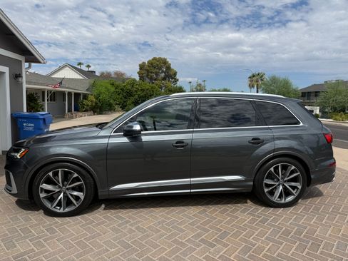 Used 2021 Audi SQ7 Prestige w/ Prestige Package AWD/4WD image 6