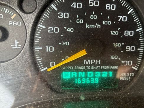 Used 2001 Chevrolet S10 Pickup LS w/ Preferred Equipment Group image 12