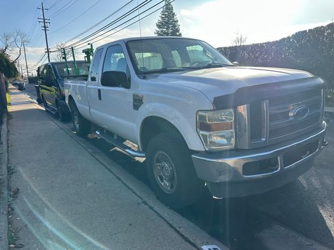 Used 2008 Ford F250 XLT image 5