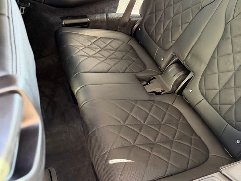 Used 2023 BMW X7 xDrive40i w/ Premium Package image 5