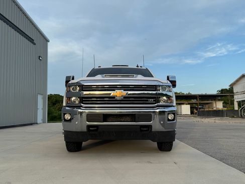 Used 2017 Chevrolet Silverado 3500 LTZ w/ Duramax Plus Package AWD/4WD image 5