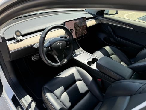 Used 2022 Tesla Model 3 Long Range AWD/4WD image 14