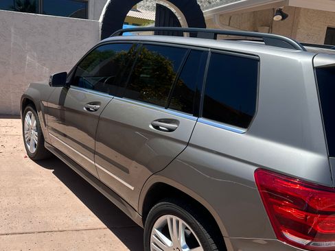 Used 2014 Mercedes-Benz GLK 350 4MATIC image 5