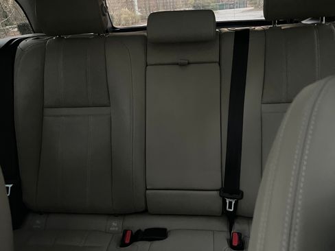 Used 2023 Land Rover Range Rover Velar S image 10