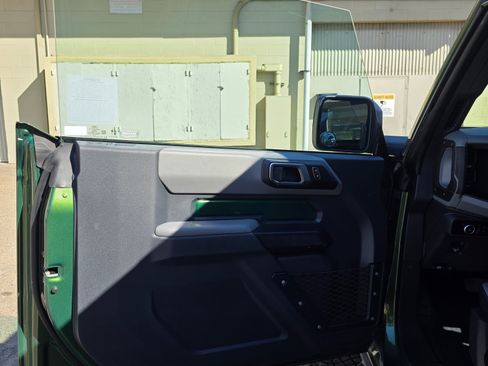 Used 2023 Ford Bronco Big Bend w/ Sasquatch Package image 13