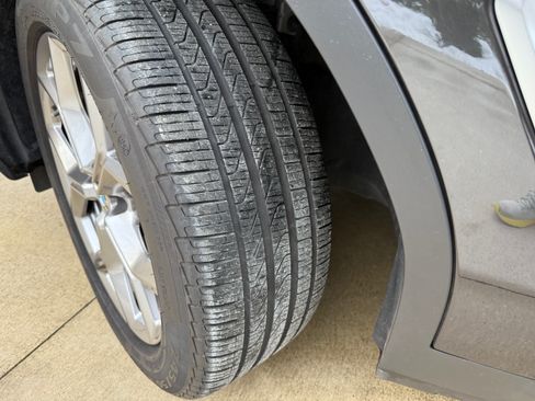 Used 2024 BMW X3 xDrive30i w/ Premium Package w/ZPA image 4