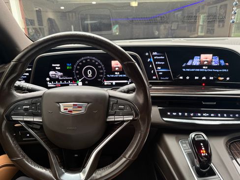 Used 2021 Cadillac Escalade Sport w/ Driver Assist Tech Package image 23