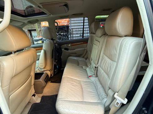 Used 2005 Lexus GX 470 image 14