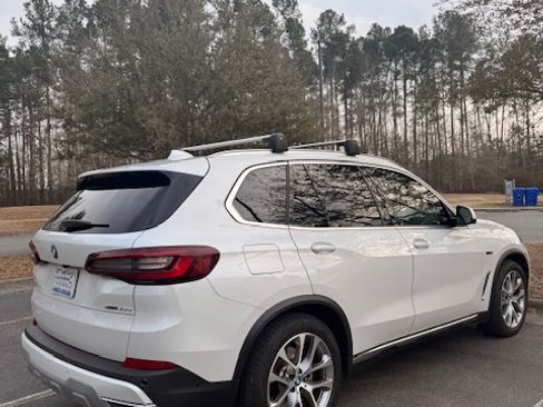 Used 2022 BMW X5 xDrive45e w/ Executive Package image 22