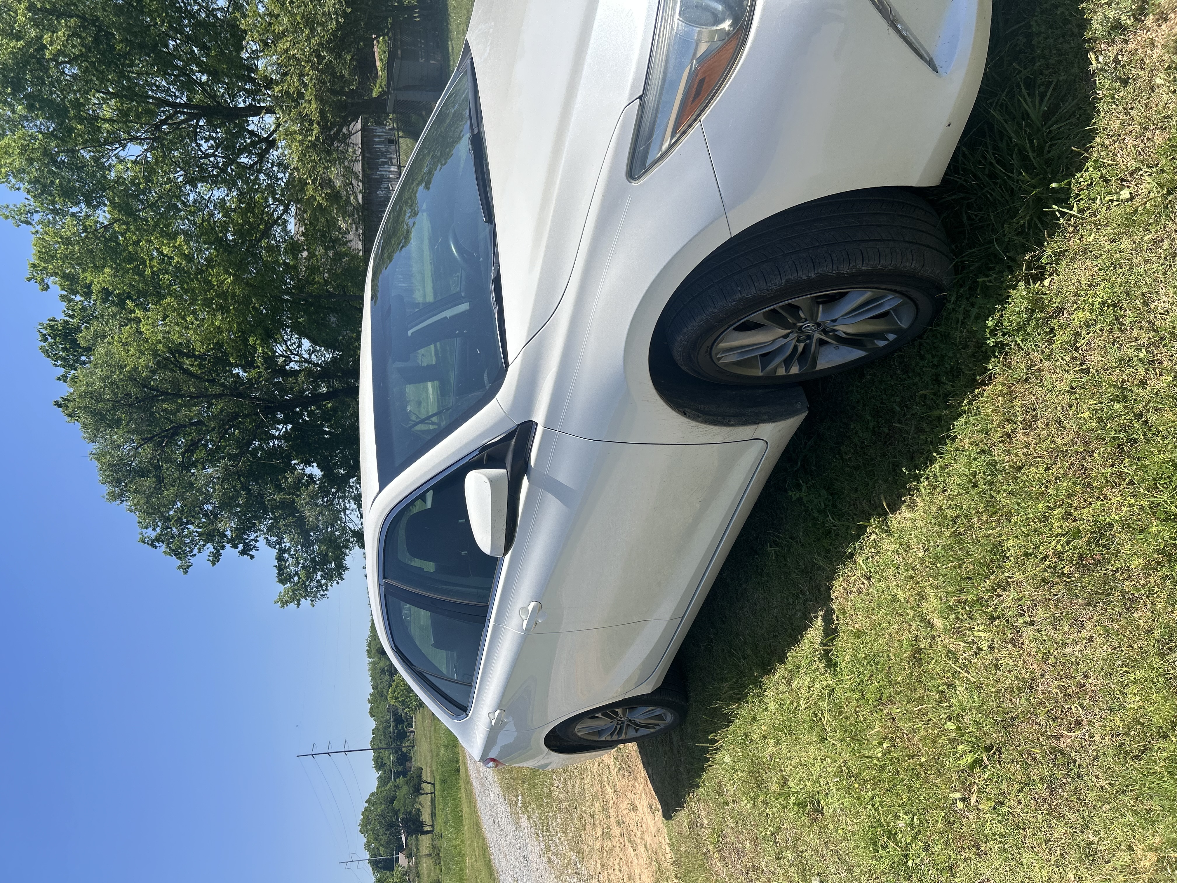 Used 2015 Toyota Camry SE FWD image 4