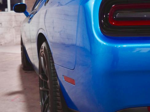 Used 2023 Dodge Challenger R/T w/ T/A Package image 6