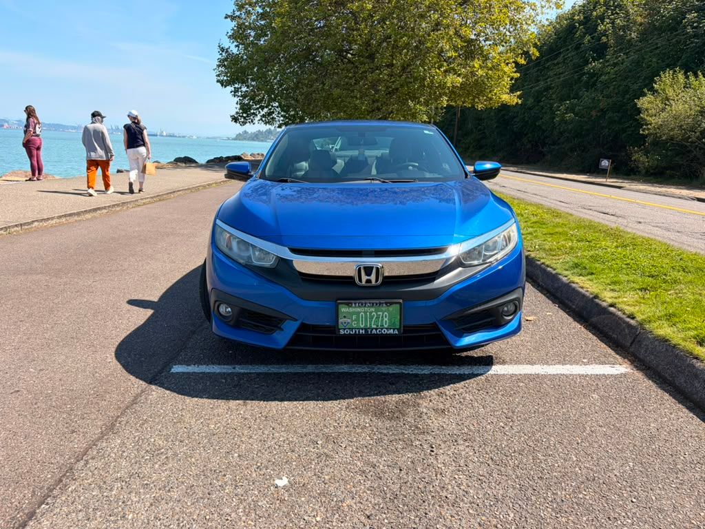 Used 2017 Honda Civic EX-T image 2