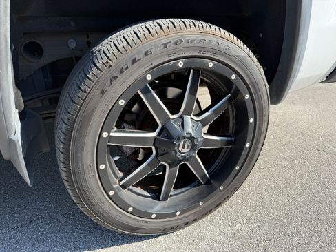 Used 2018 GMC Sierra 1500 SLT w/ SLT Premium Package image 16