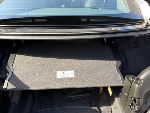 Used 2015 BMW M4 Convertible image 9