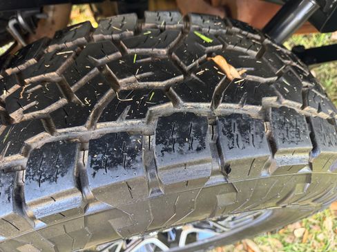 Used 2022 Ford F150 Lariat w/ Max Trailer Tow Package image 12