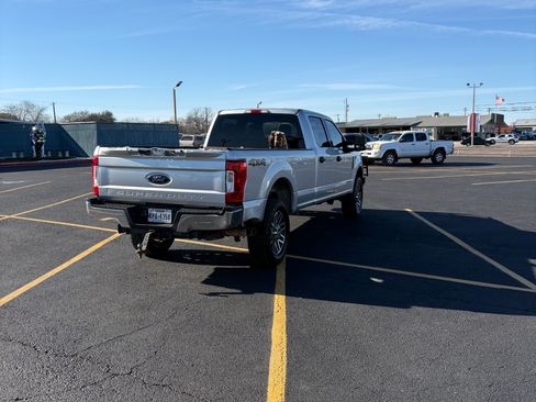 Used 2017 Ford F250 XLT image 8