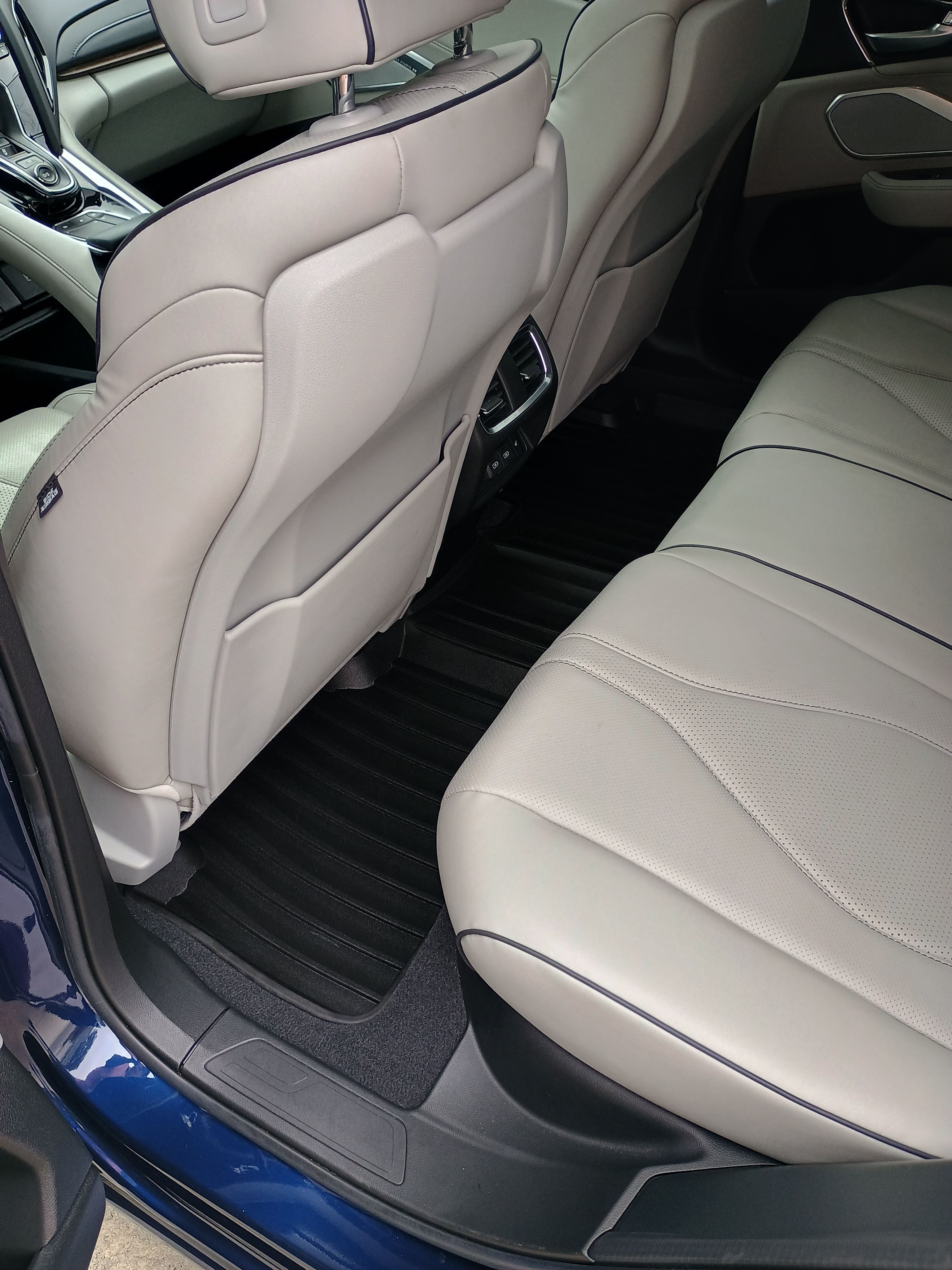 Used 2021 Acura RDX w/ Advance Package FWD image 14