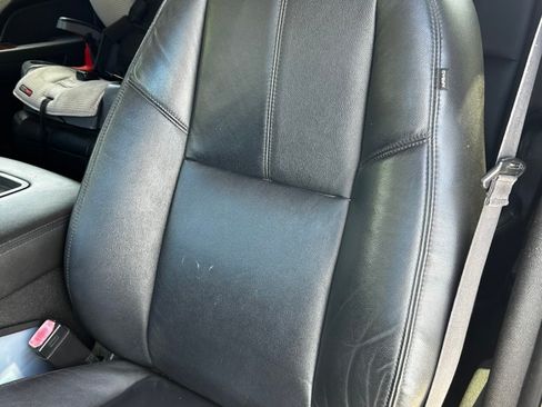 Used 2013 Chevrolet Suburban LT w/ Luxury Package image 11