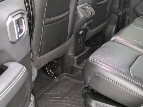 Used 2022 Jeep Wrangler Unlimited Sahara w/ Cold Weather Group image 13