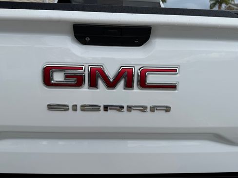 Used 2020 GMC Sierra 1500 SLE w/ SLE Value Package AWD/4WD image 11
