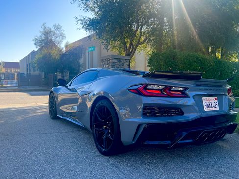 Used 2024 Chevrolet Corvette Z06 w/ Stealth Interior Trim Package image 8