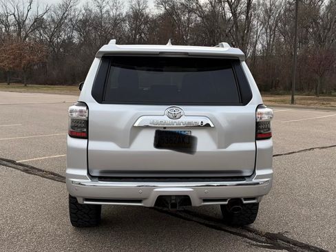 Used 2018 Toyota 4Runner Limited image 17