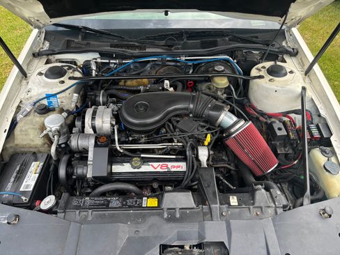 Used 1993 Cadillac Seville FWD image 23
