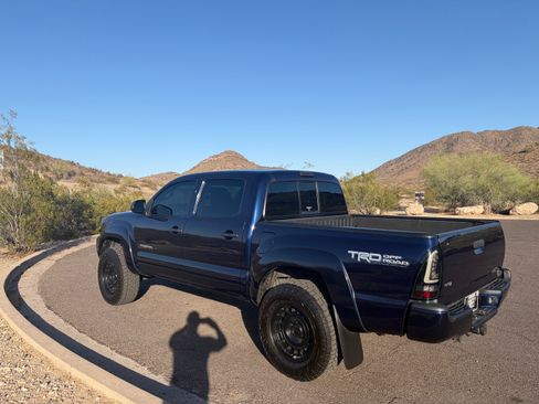 Used 2013 Toyota Tacoma 4x4 Double Cab w/ TRD Off-Road Pkg image 14