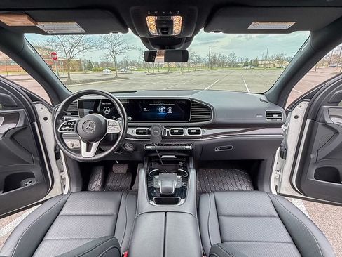 Used 2022 Mercedes-Benz GLE 450 4MATIC image 5