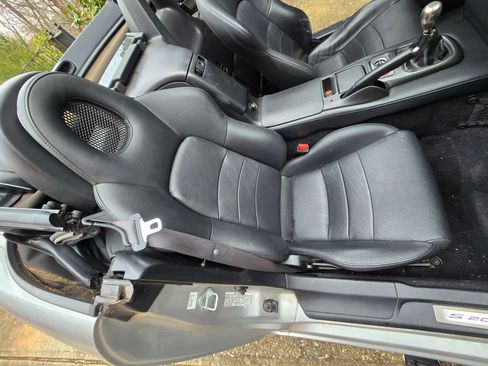 Used 2002 Honda S2000 image 6