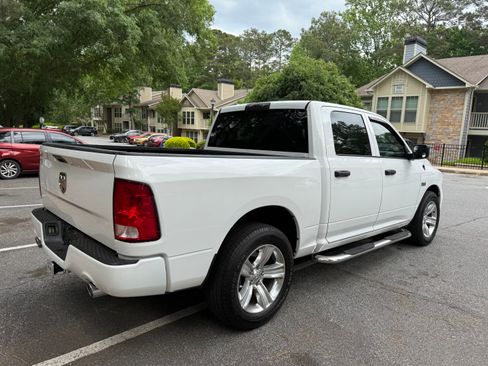 Used 2015 RAM 1500 Express RWD image 6