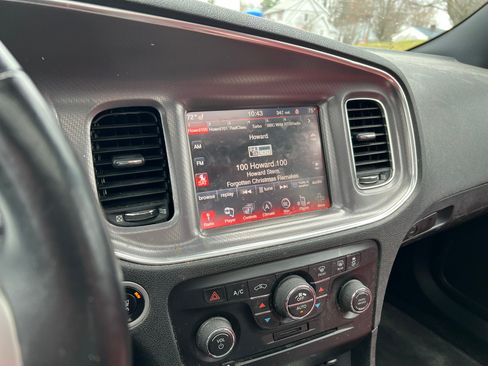 Used 2014 Dodge Charger R/T image 6